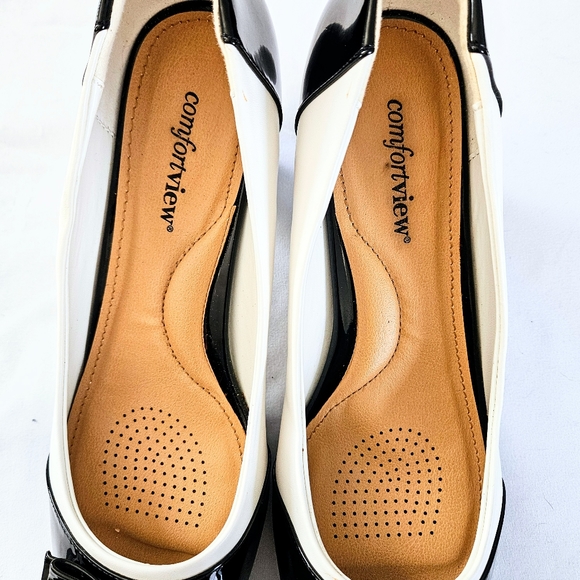 EUC Comfortview Classic B&W Vintage Oxford-style Peep Toe Pumps w/ Bow 9.5 Wide - Picture 5 of 15